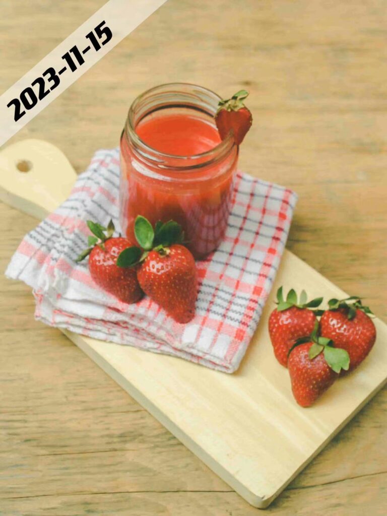 canned fruit strawberry