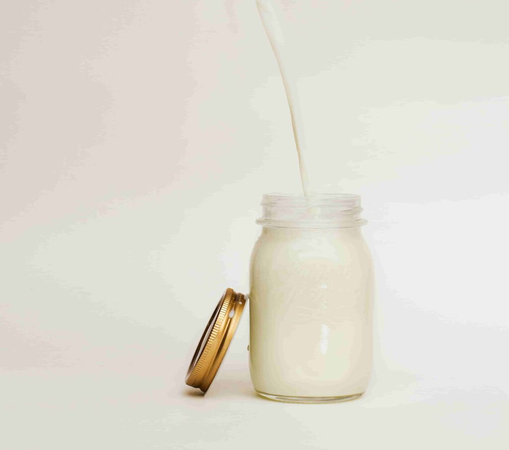 Glass milk bottle with screw lid
