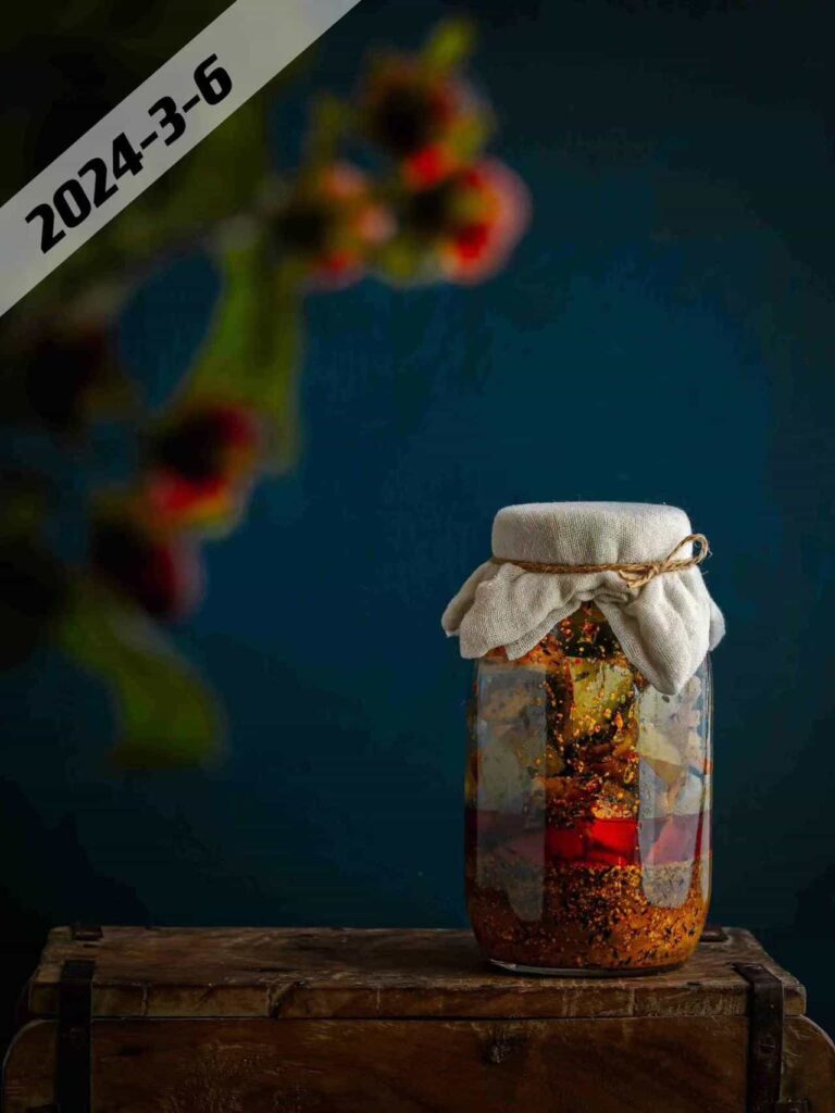 pickles in glass jar